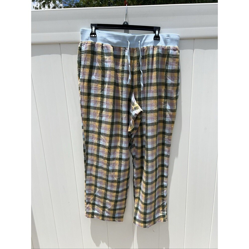 LL Bean Women's Sleepwear Sleep Pants Plaid Size Large 34x27